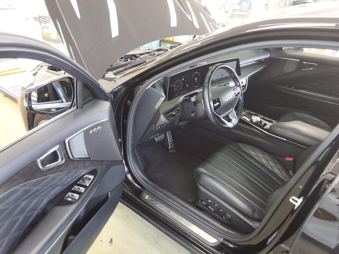 KIA K8 3.5 GDI 4WD PLATINUM 2022 - zdjęcie 10
