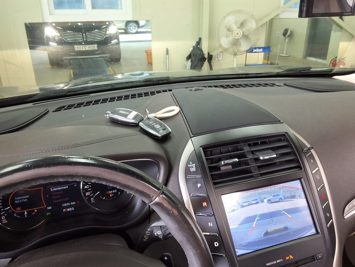 LINCOLN MKC 2.0L ECOBOOST RESERVE 2017 - zdjęcie 25
