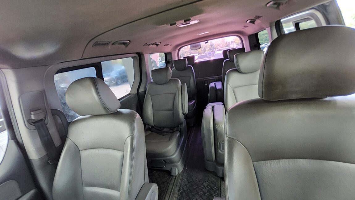 HYUNDAI THE NEW GRAND STAREX 11-SEATER DIESEL MODERN 2021 - zdjęcie 18