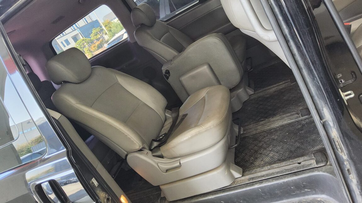 HYUNDAI THE NEW GRAND STAREX 11-SEATER DIESEL MODERN 2021 - zdjęcie 13