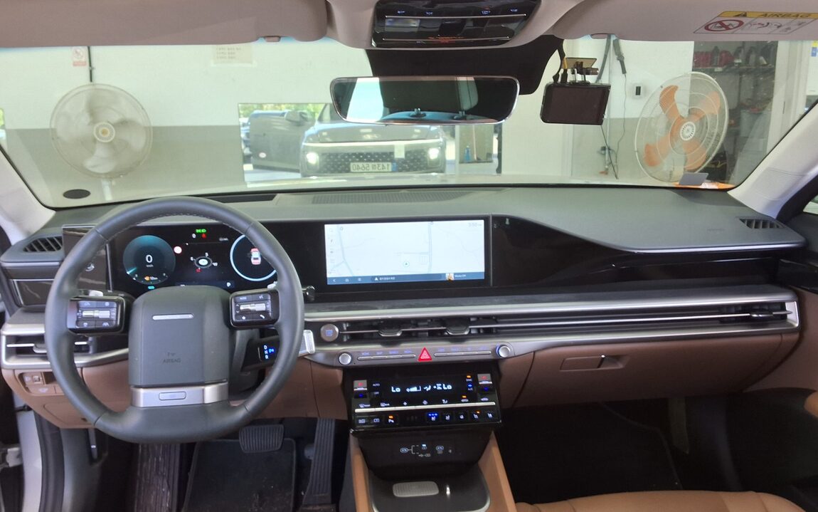 HYUNDAI THE ALL NEW GRANDEUR GASOLINE 2.5 EXCLUSIVE 2023 - zdjęcie 11