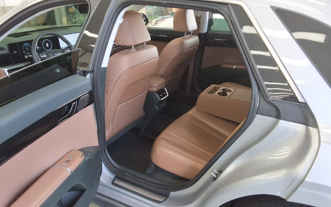 HYUNDAI THE ALL NEW GRANDEUR GASOLINE 2.5 EXCLUSIVE 2023 - zdjęcie 12