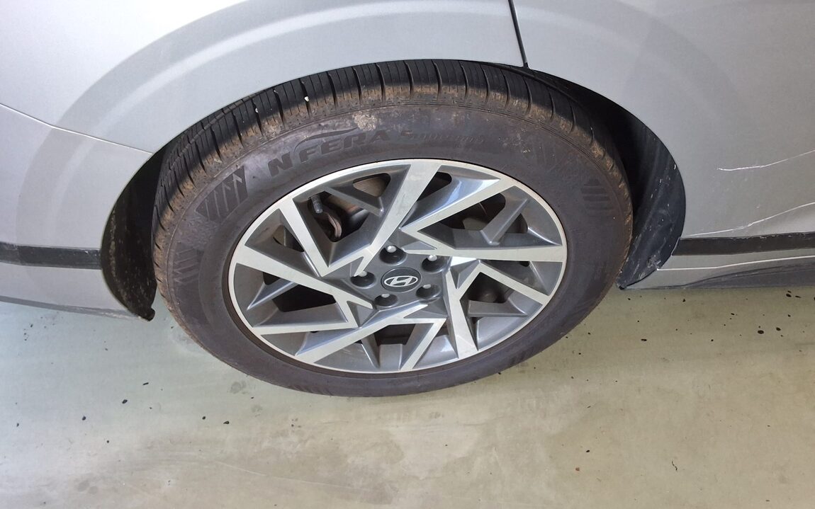 HYUNDAI THE ALL NEW GRANDEUR GASOLINE 2.5 EXCLUSIVE 2023 - zdjęcie 27