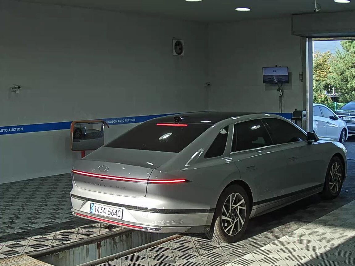 HYUNDAI THE ALL NEW GRANDEUR GASOLINE 2.5 EXCLUSIVE 2023 - zdjęcie 5