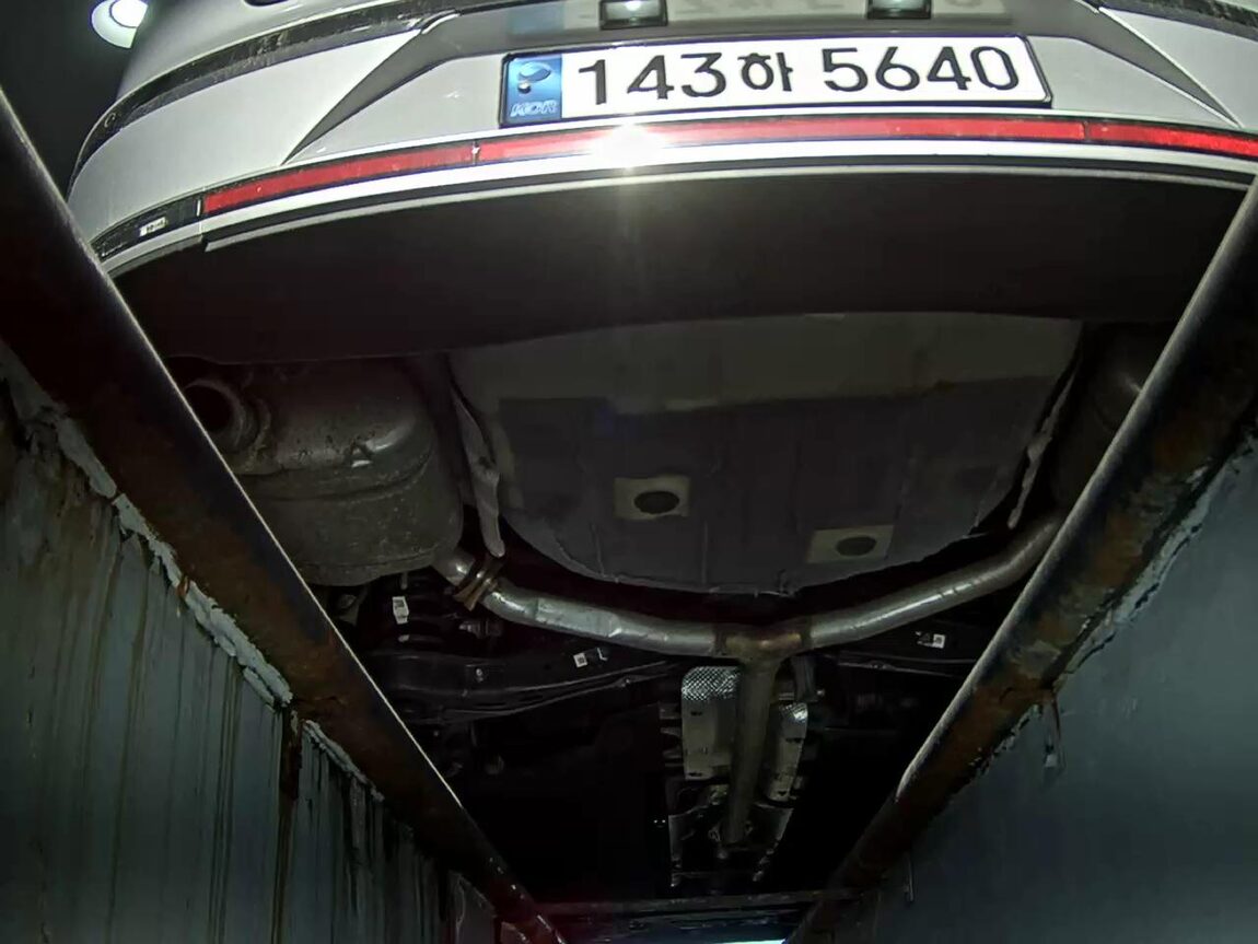 HYUNDAI THE ALL NEW GRANDEUR GASOLINE 2.5 EXCLUSIVE 2023 - zdjęcie 8