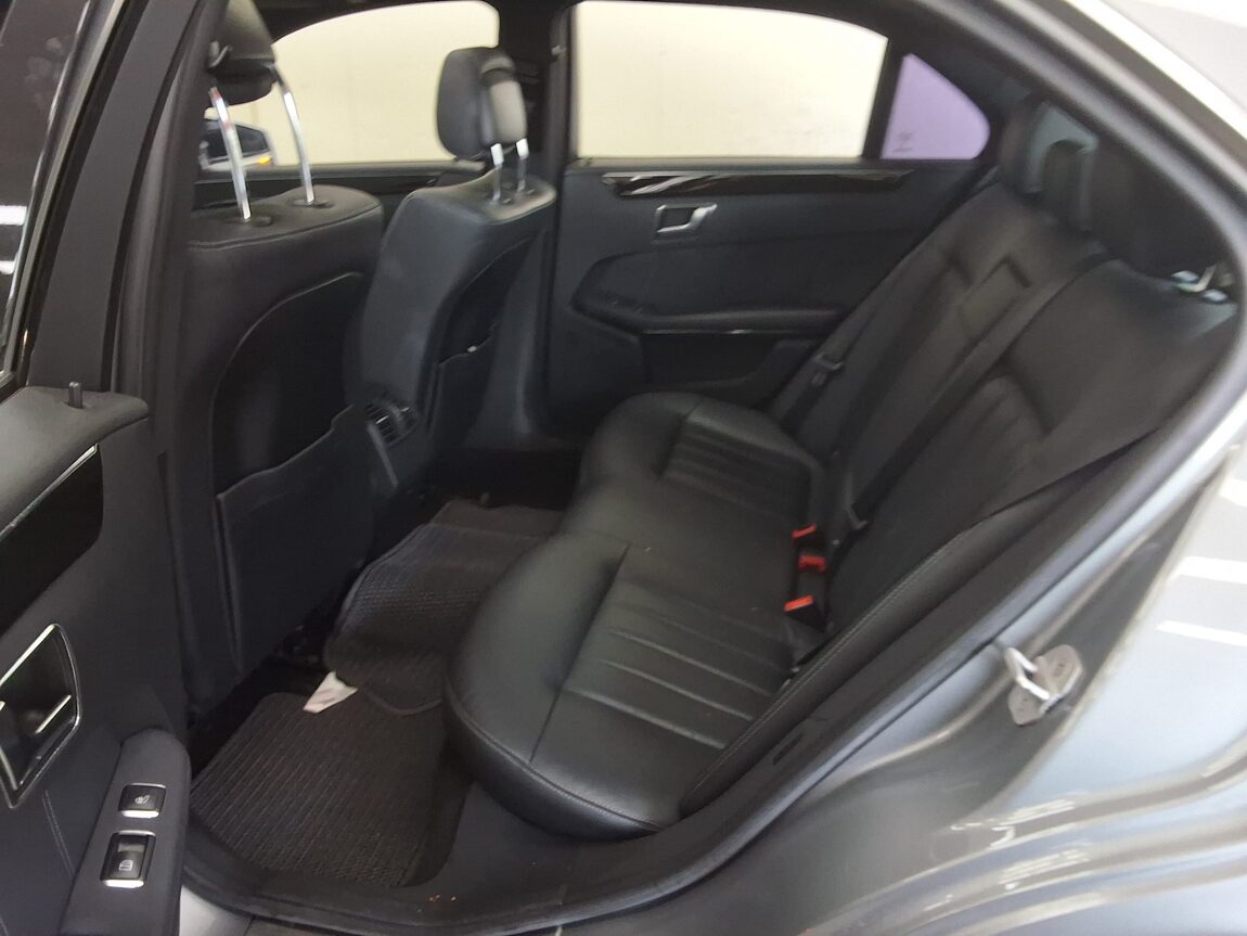 MERCEDES-BENZ E-CLASS (4TH GEN) E250 CDI 4MATIC 2014 - zdjęcie 13