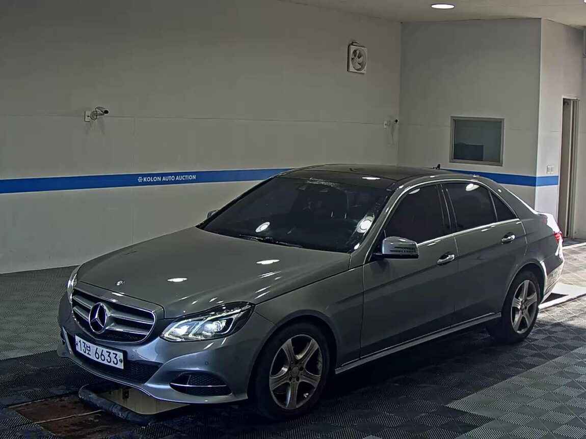 MERCEDES-BENZ E-CLASS (4TH GEN) E250 CDI 4MATIC 2014 - zdjęcie 2