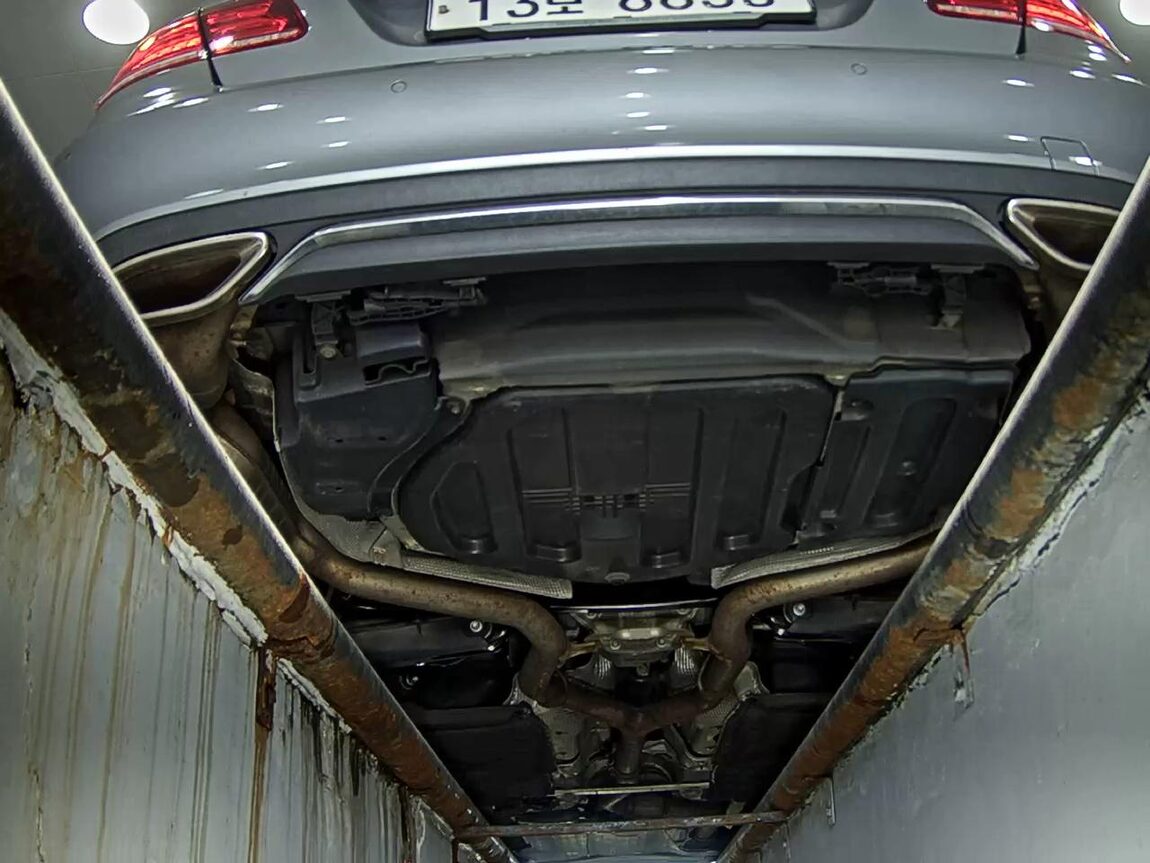 MERCEDES-BENZ E-CLASS (4TH GEN) E250 CDI 4MATIC 2014 - zdjęcie 8