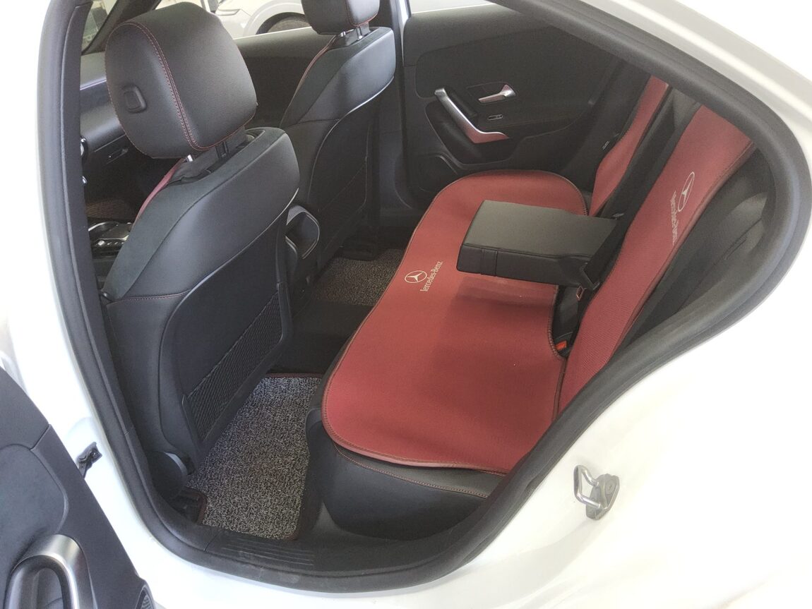 MERCEDES-BENZ A-CLASS (4TH GEN) A250 4MATIC SEDAN 2023 - zdjęcie 12