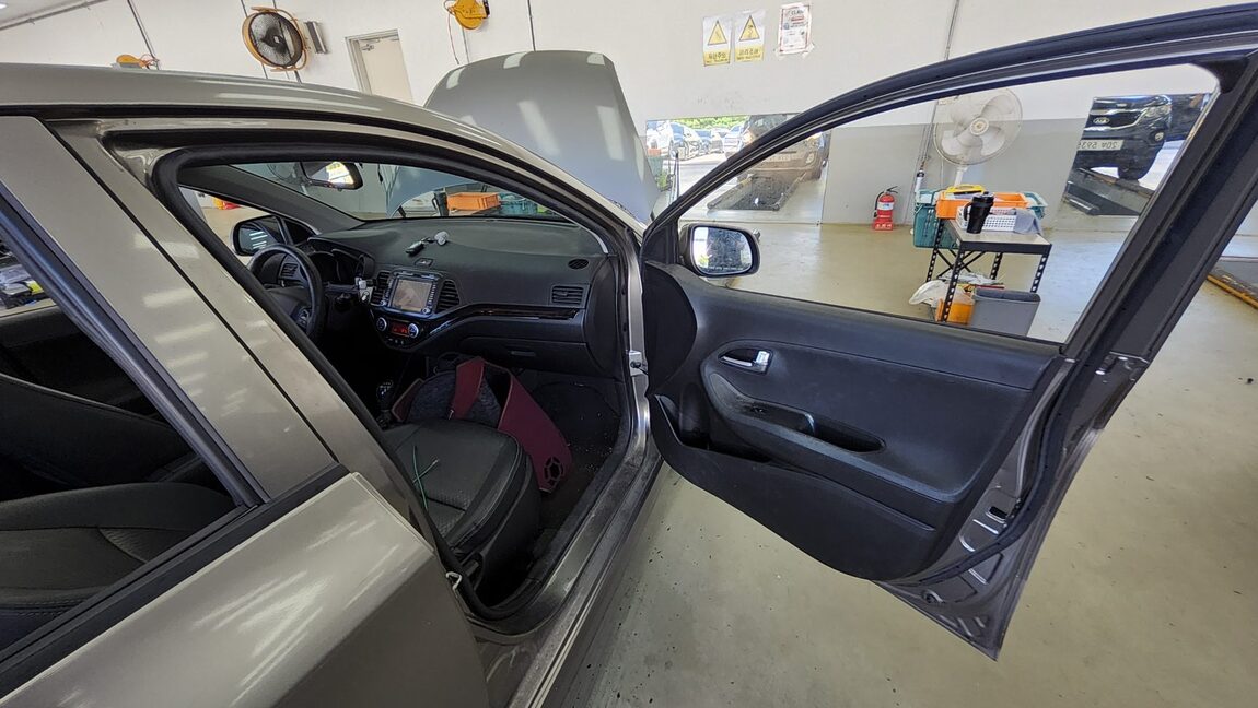 KIA ALL NEW MORNING GASOLINE LUXURY 2012 - zdjęcie 14