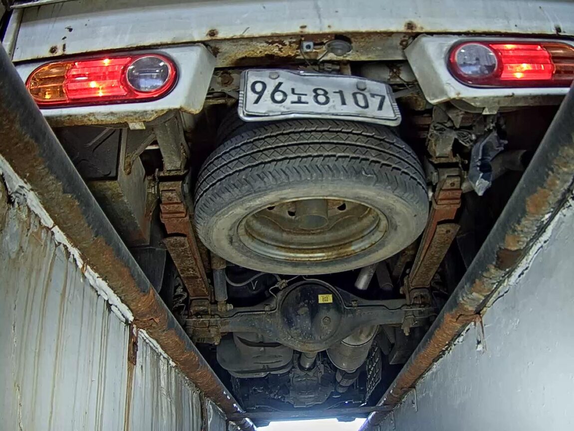 HYUNDAI PORTER II POWER GATE SUPER CAB 2011 - zdjęcie 8