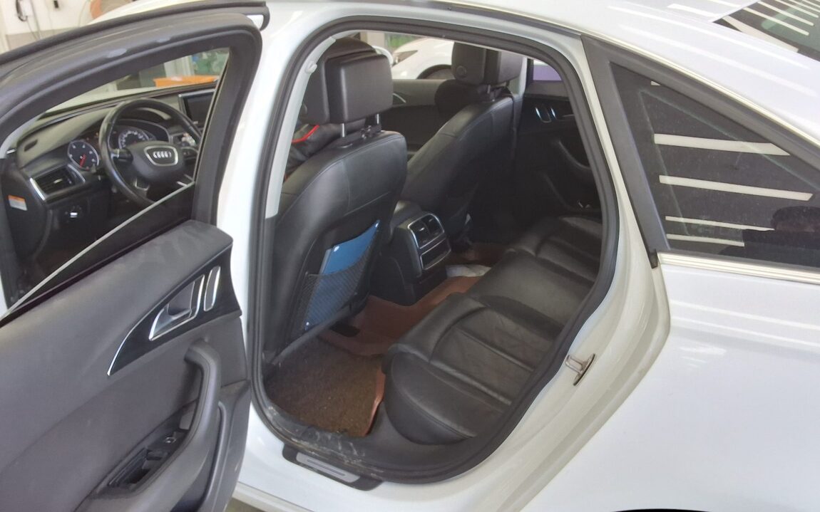 AUDI A6 (4TH GEN) 45 TDI QUATTRO 2015 - zdjęcie 12
