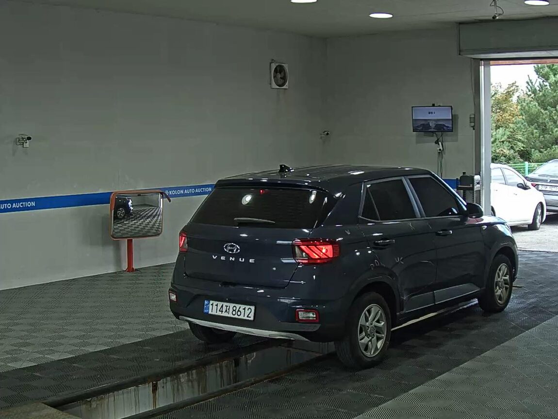 HYUNDAI VENUE 1.6 GASOLINE SMART 2020 - zdjęcie 5