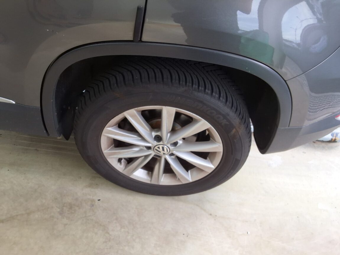 VOLKSWAGEN TIGUAN 2.0 TDI BLUEMOTION 2015 - zdjęcie 20
