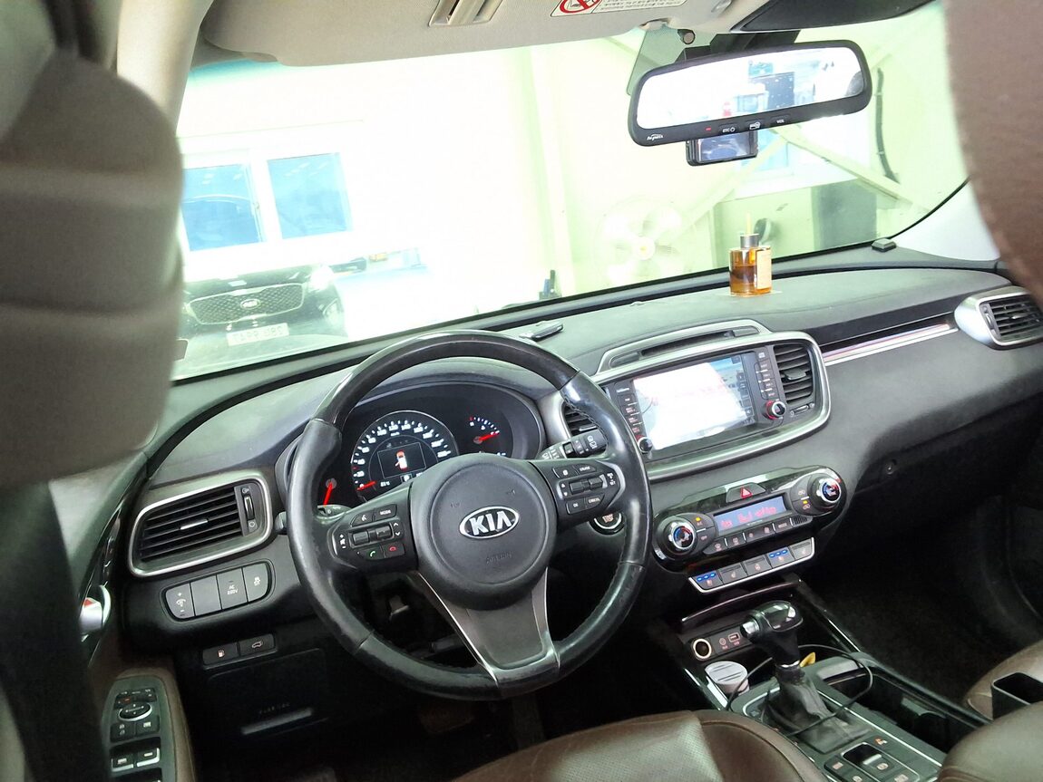 KIA ALL NEW SORENTO R2.0 2WD NOBLESSE SPECIAL 2015 - zdjęcie 12