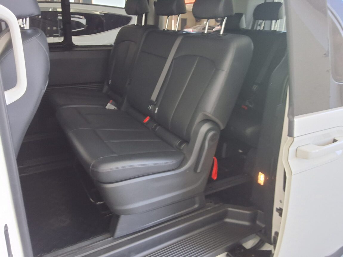 HYUNDAI STARIA 2.2 DIESEL TOURER 9-SEATER 2WD MODERN 2025 - zdjęcie 12