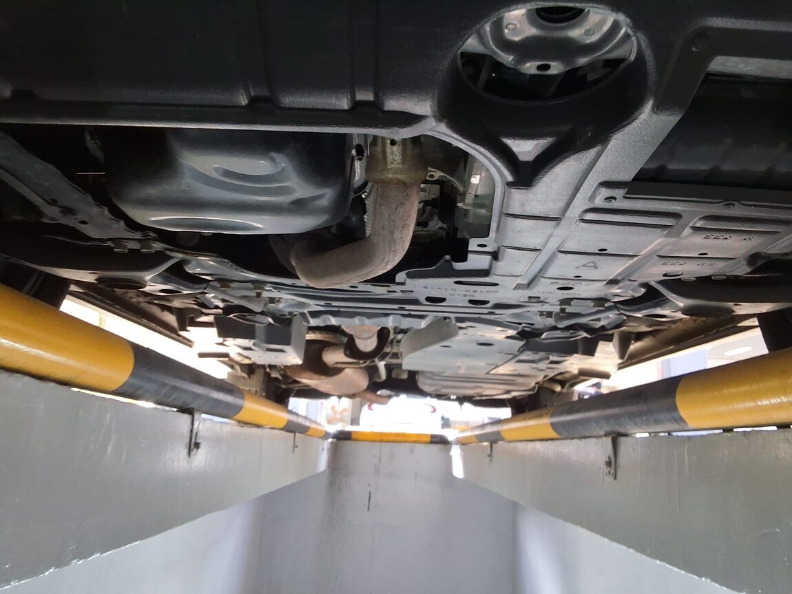 TOYOTA RAV4 (4TH GEN) 2.5 2WD 2017 - zdjęcie 9