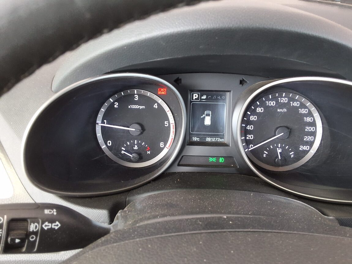 HYUNDAI SANTA FE THE PRIME DIESEL R2.0 4WD PREMIUM 2017 - zdjęcie 9