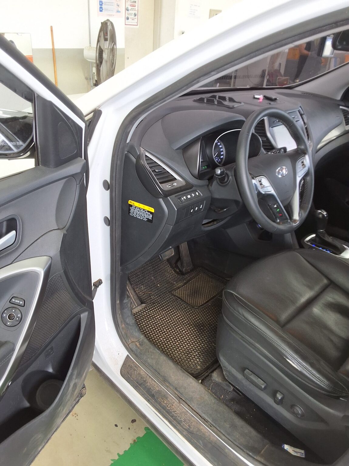 HYUNDAI SANTA FE THE PRIME DIESEL R2.0 4WD PREMIUM 2017 - zdjęcie 10