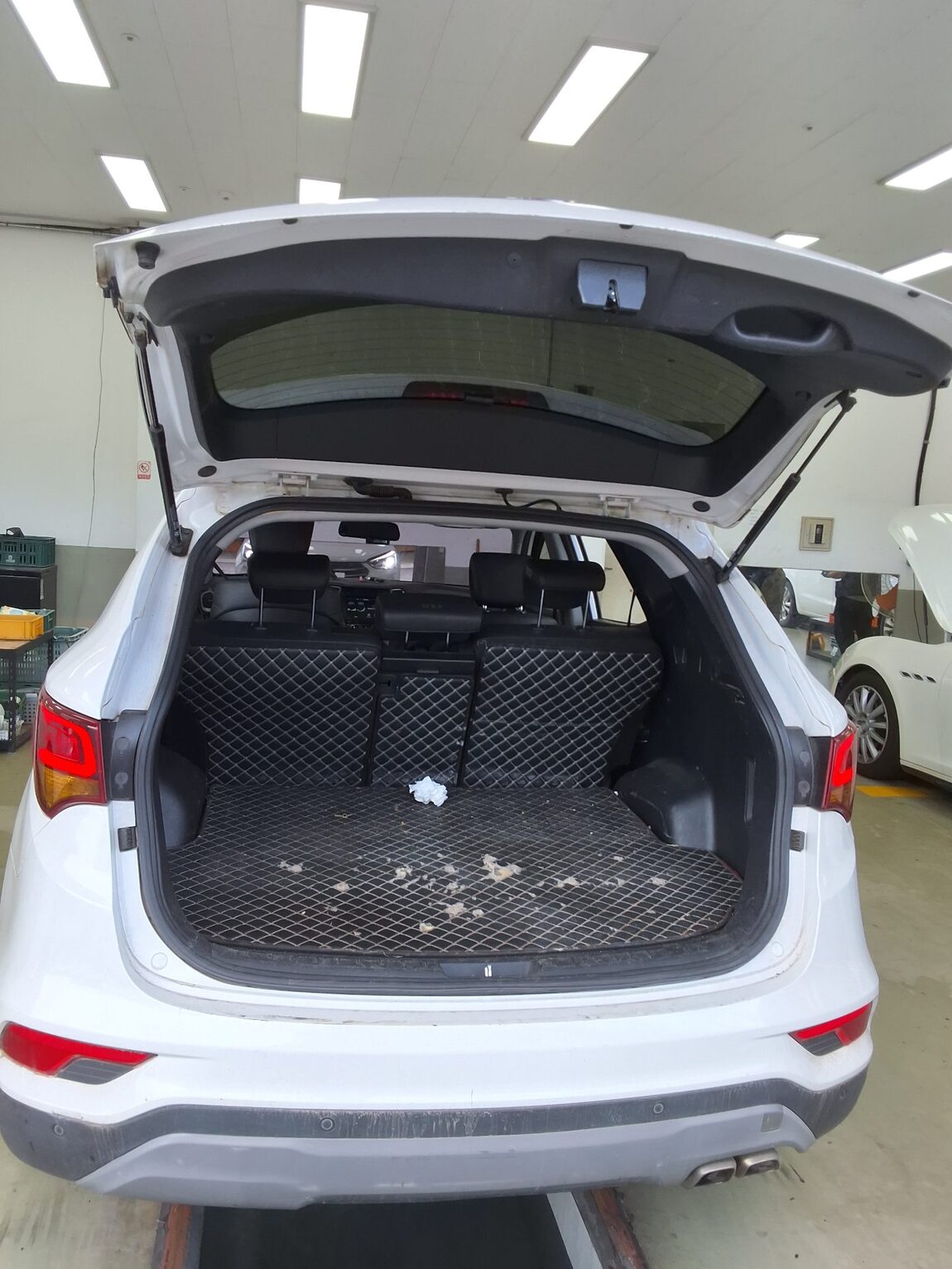 HYUNDAI SANTA FE THE PRIME DIESEL R2.0 4WD PREMIUM 2017 - zdjęcie 15