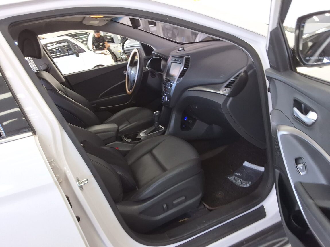 HYUNDAI SANTA FE THE PRIME DIESEL R2.0 2WD PREMIUM 2016 - zdjęcie 14