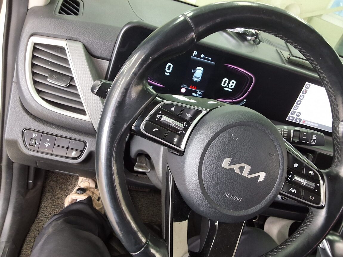 KIA THE NEW SELTOS 1.6 GASOLINE TURBO 2WD TRENDY 2024 - zdjęcie 23