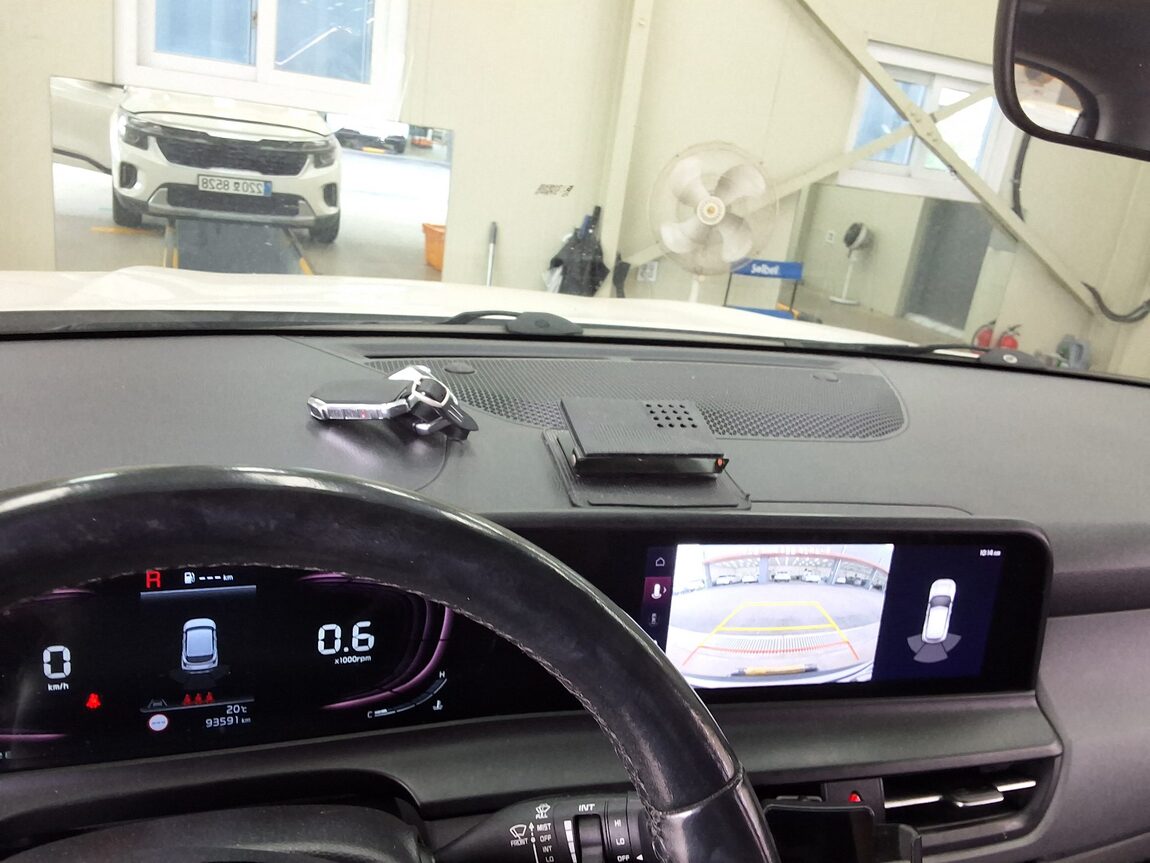 KIA THE NEW SELTOS 1.6 GASOLINE TURBO 2WD TRENDY 2024 - zdjęcie 25