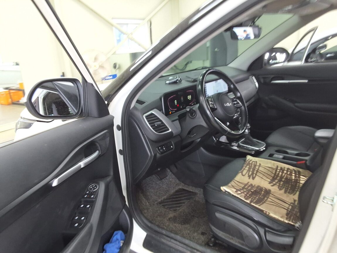 KIA THE NEW SELTOS 1.6 GASOLINE TURBO 2WD TRENDY 2024 - zdjęcie 11