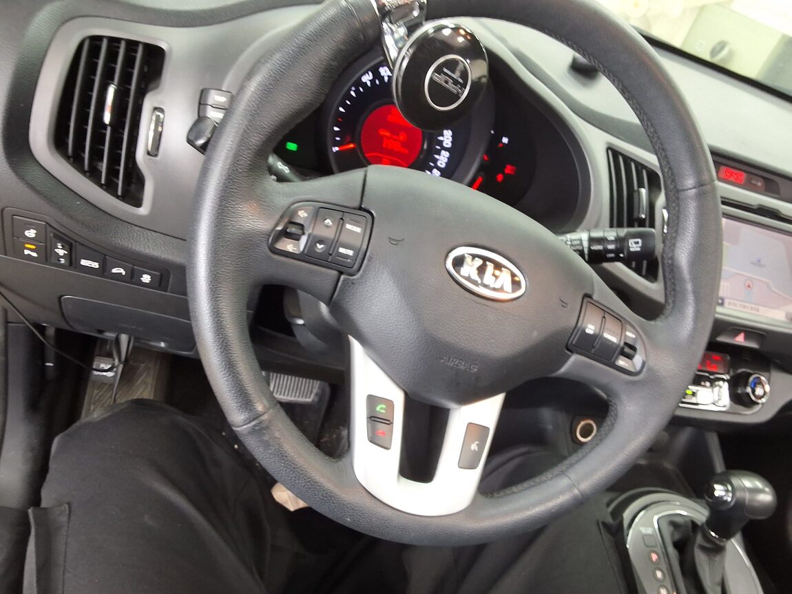 KIA SPORTAGE R DIESEL R2.0 2WD LIMITED 2012 - zdjęcie 23