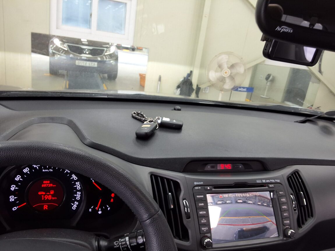 KIA SPORTAGE R DIESEL R2.0 2WD LIMITED 2012 - zdjęcie 25