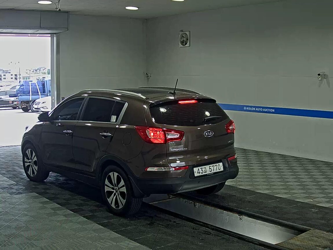KIA SPORTAGE R DIESEL R2.0 2WD LIMITED 2012 - zdjęcie 6
