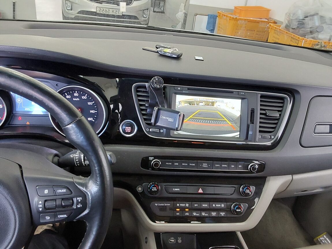 KIA ALL NEW CARNIVAL 11-SEATER DIESEL PRESTIGE 2015 - zdjęcie 17