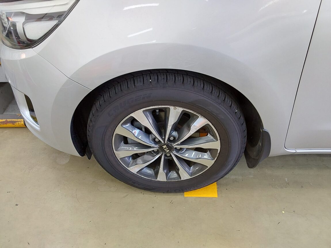 KIA ALL NEW CARNIVAL 11-SEATER DIESEL PRESTIGE 2015 - zdjęcie 20