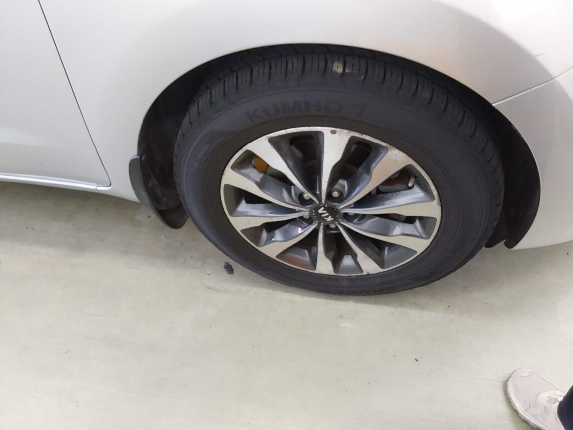 KIA ALL NEW CARNIVAL 11-SEATER DIESEL PRESTIGE 2015 - zdjęcie 22