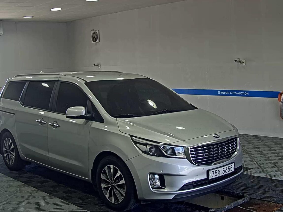 KIA ALL NEW CARNIVAL 11-SEATER DIESEL PRESTIGE 2015 - zdjęcie 3