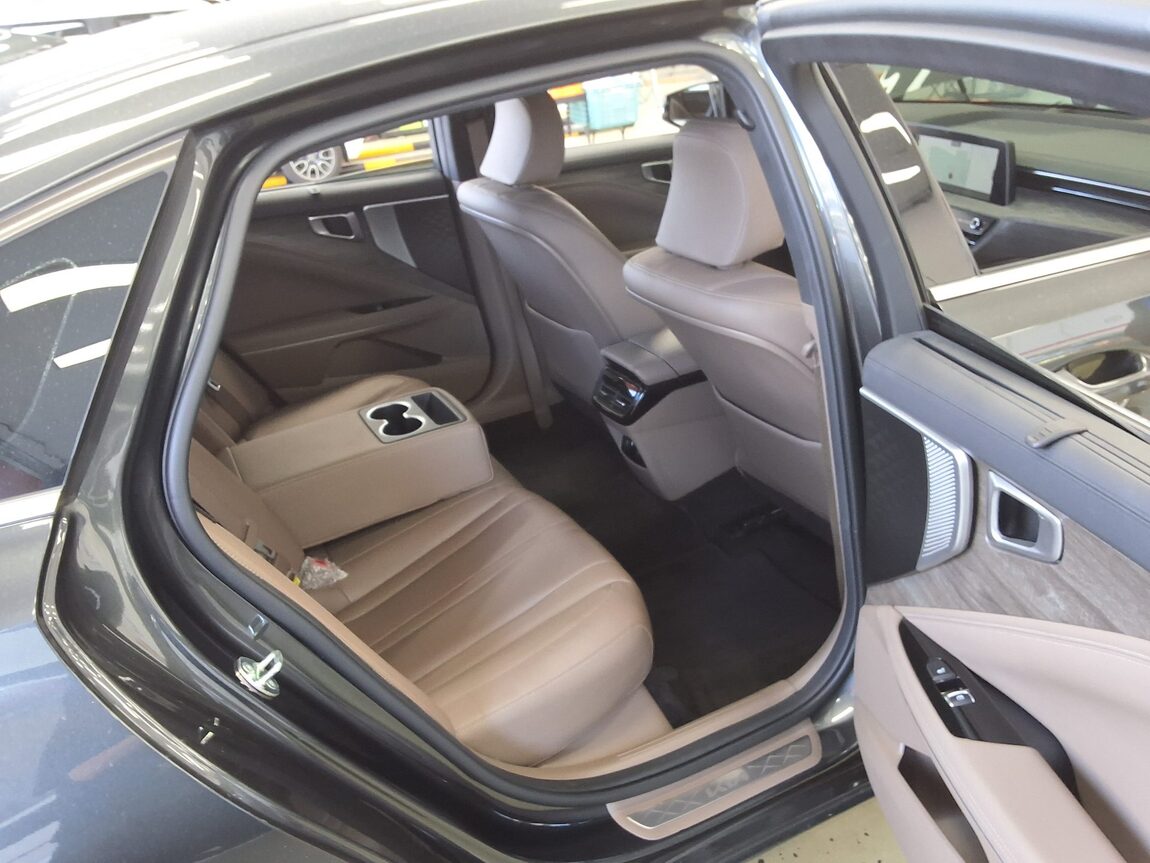 KIA K8 2.5 GDI NOBLESSE 2023 - zdjęcie 13