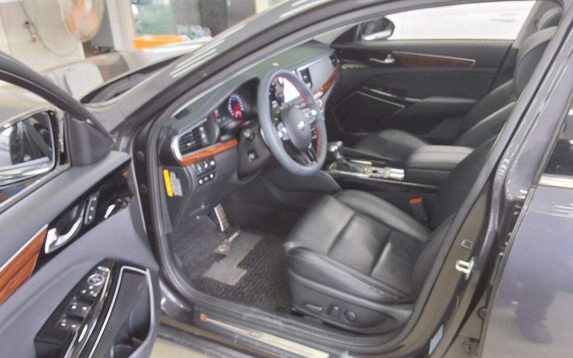 KIA ALL NEW K7 2.4 GDi LIMITED 2017 - zdjęcie 10