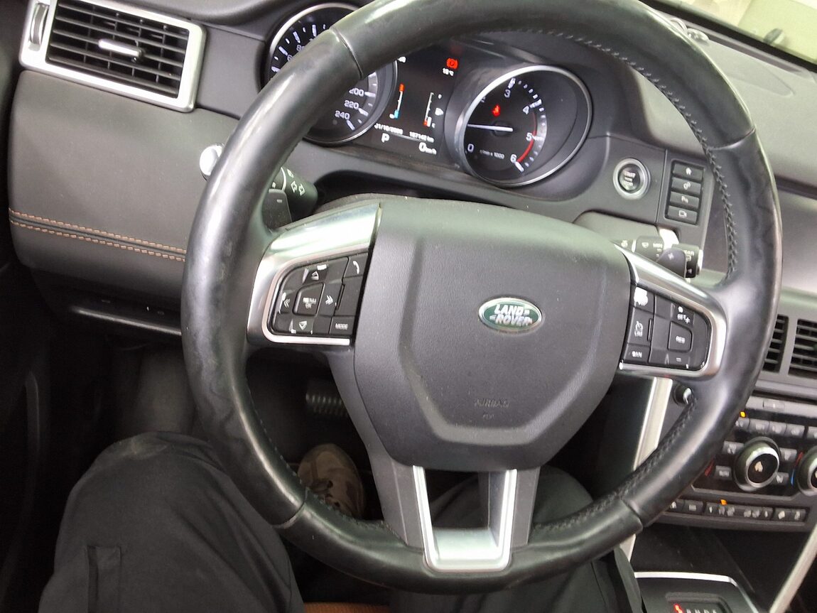 LAND ROVER DISCOVERY SPORT 2.2 SD4 HSE LUXURY 2015 - zdjęcie 23