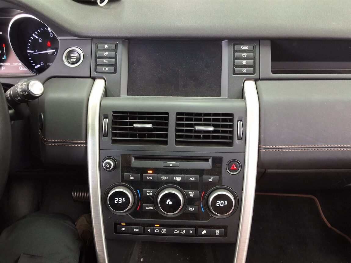 LAND ROVER DISCOVERY SPORT 2.2 SD4 HSE LUXURY 2015 - zdjęcie 24