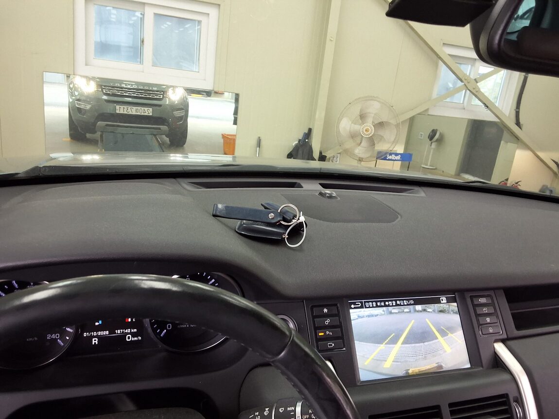 LAND ROVER DISCOVERY SPORT 2.2 SD4 HSE LUXURY 2015 - zdjęcie 25