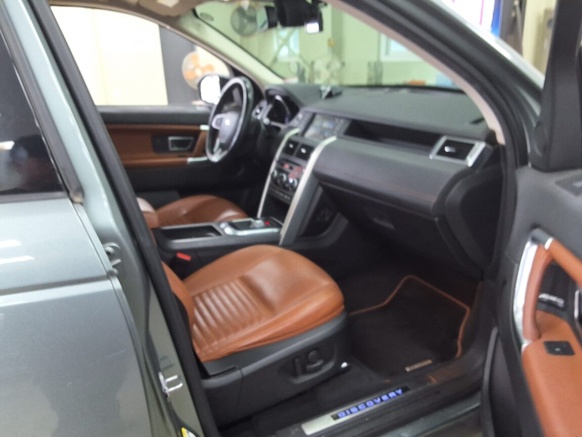 LAND ROVER DISCOVERY SPORT 2.2 SD4 HSE LUXURY 2015 - zdjęcie 15