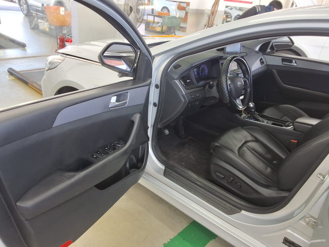HYUNDAI LF SONATA NEW RISE LPi TAXI ECONOMY MODEL 2022 - zdjęcie 10