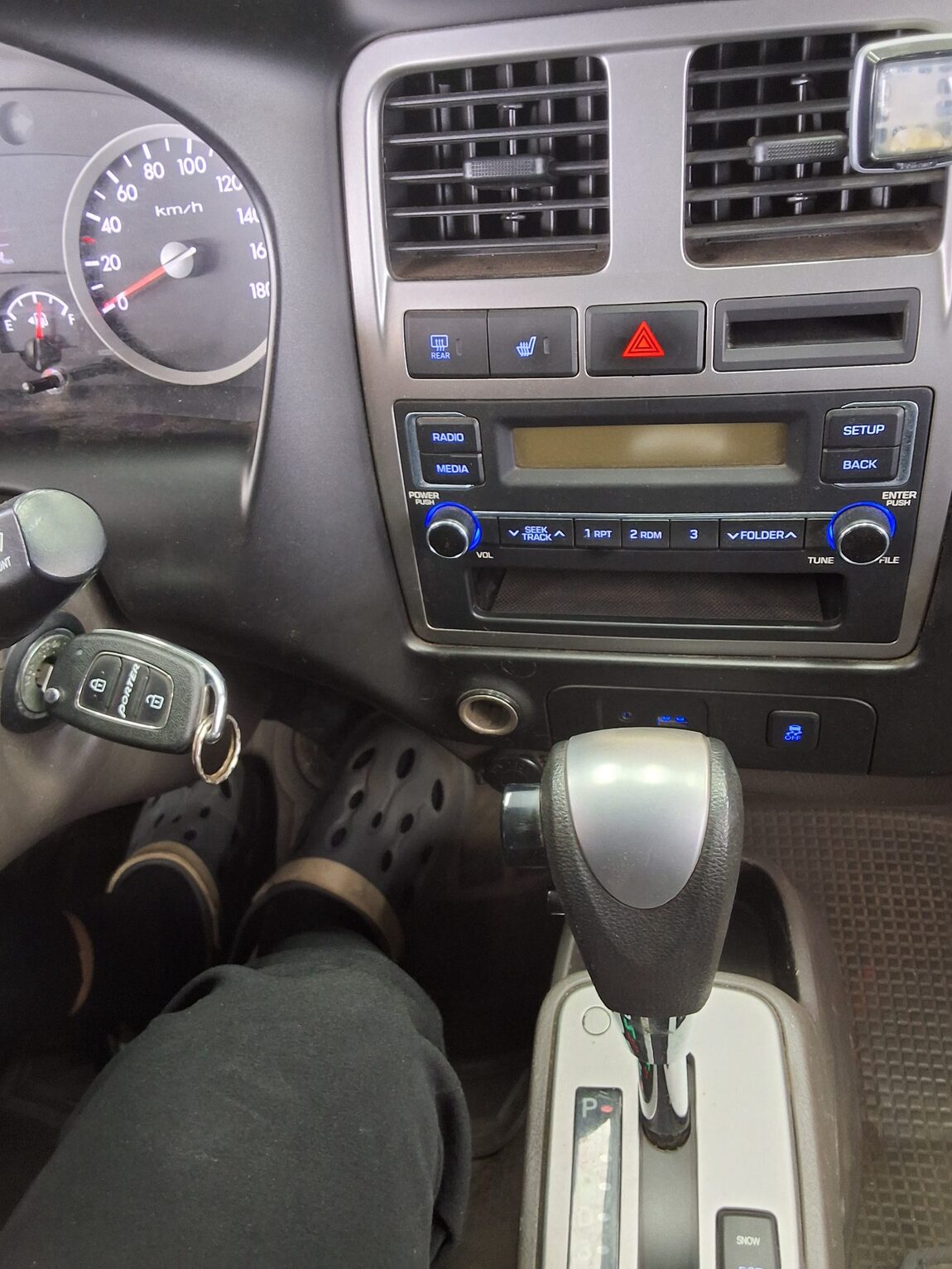 HYUNDAI PORTER II POWER GATE DOUBLE CAB 2019 - zdjęcie 17