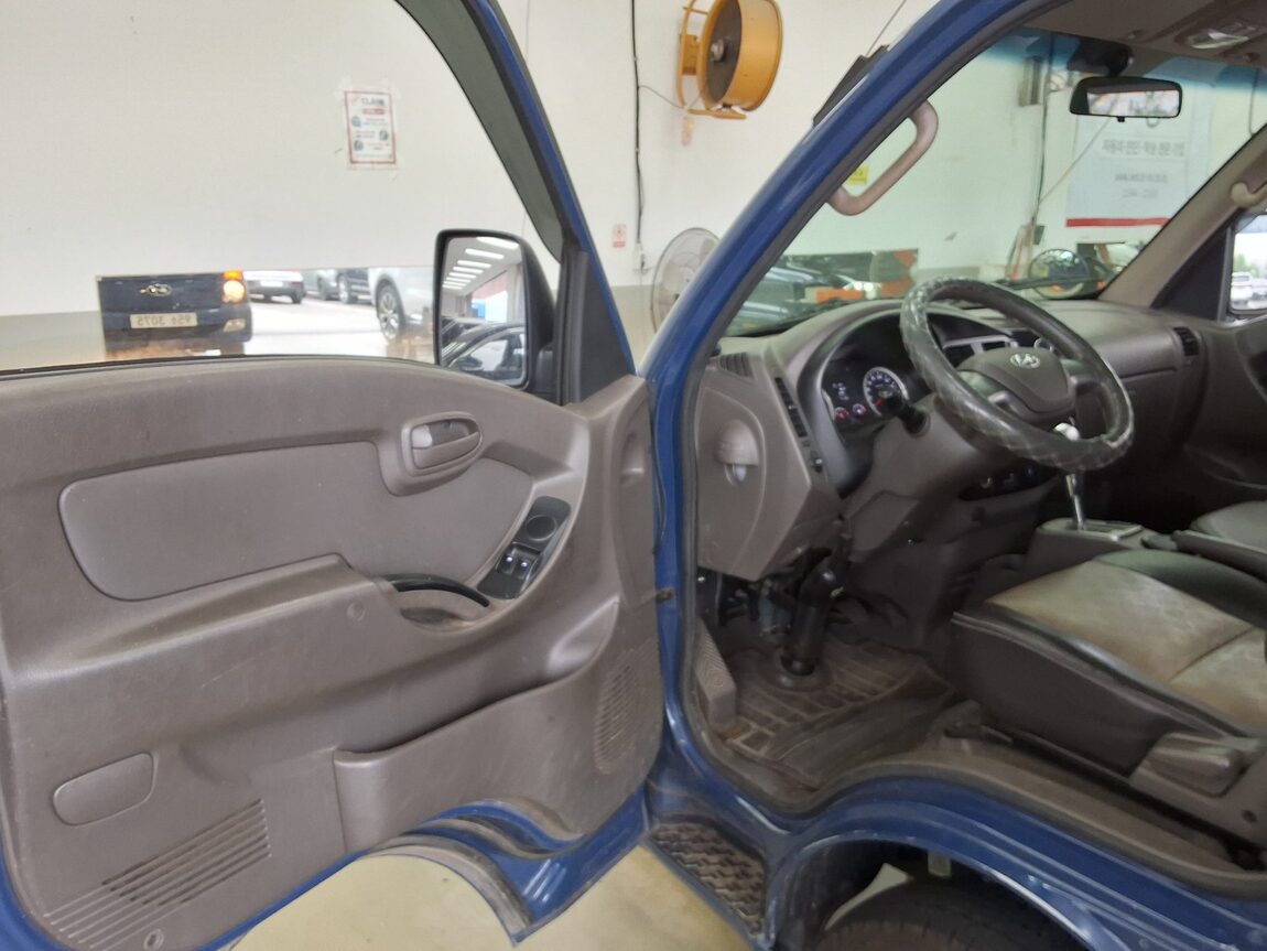 HYUNDAI PORTER II POWER GATE DOUBLE CAB 2019 - zdjęcie 10