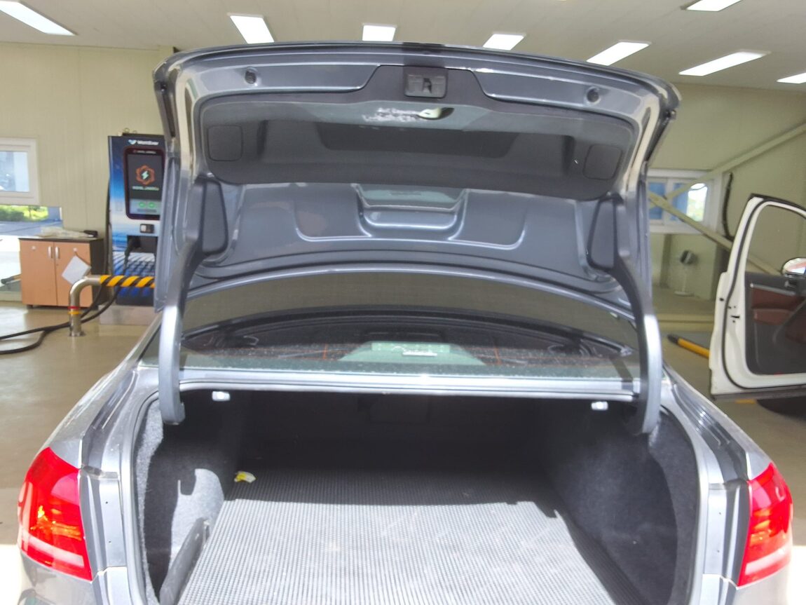 VOLKSWAGEN THE NEW PASSAT (7TH GEN) 2.0 TDI 2013 - zdjęcie 16