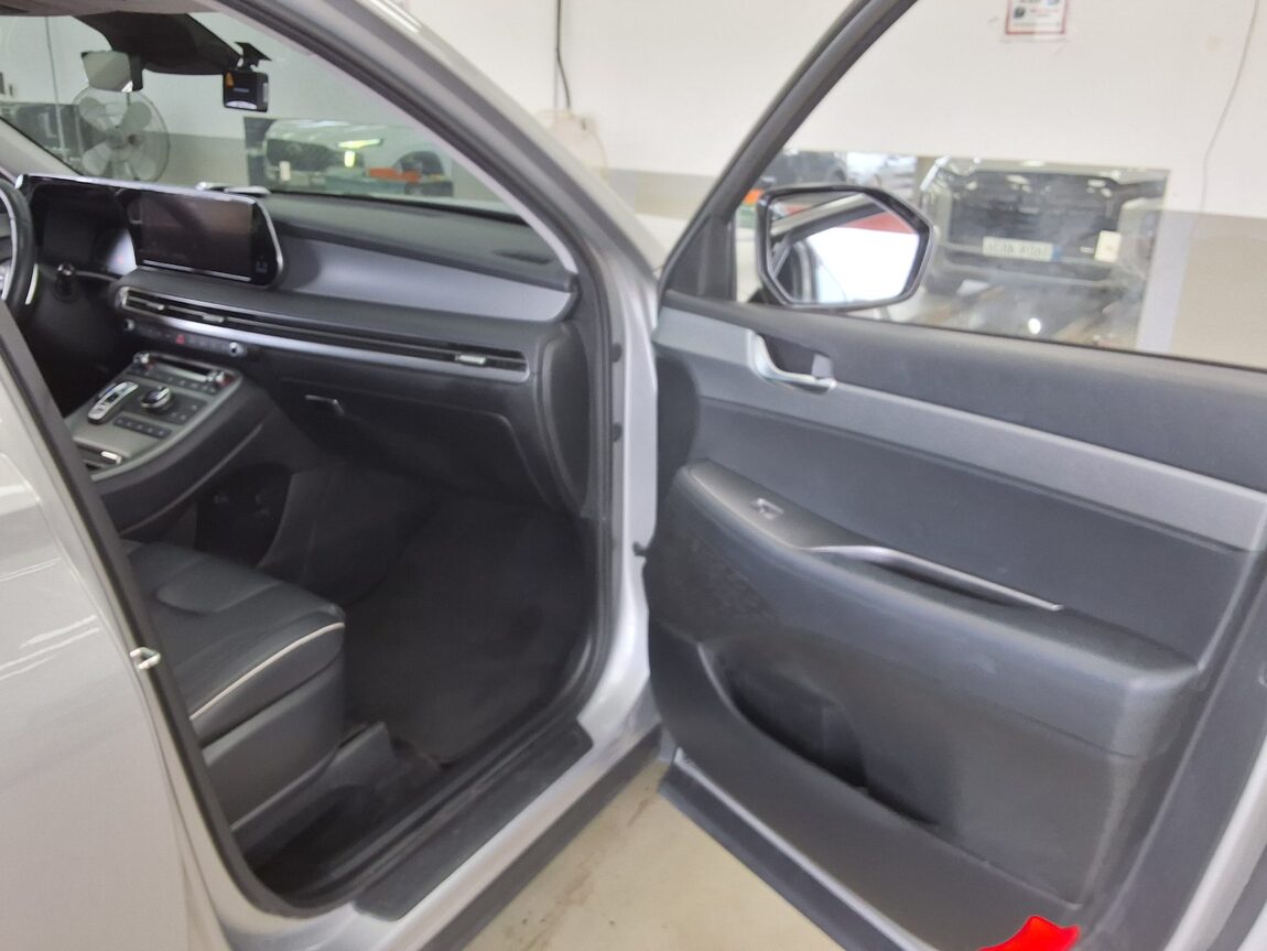 HYUNDAI THE NEW PALISADE 2.2 DIESEL 2WD EXCLUSIVE 2023 - zdjęcie 14