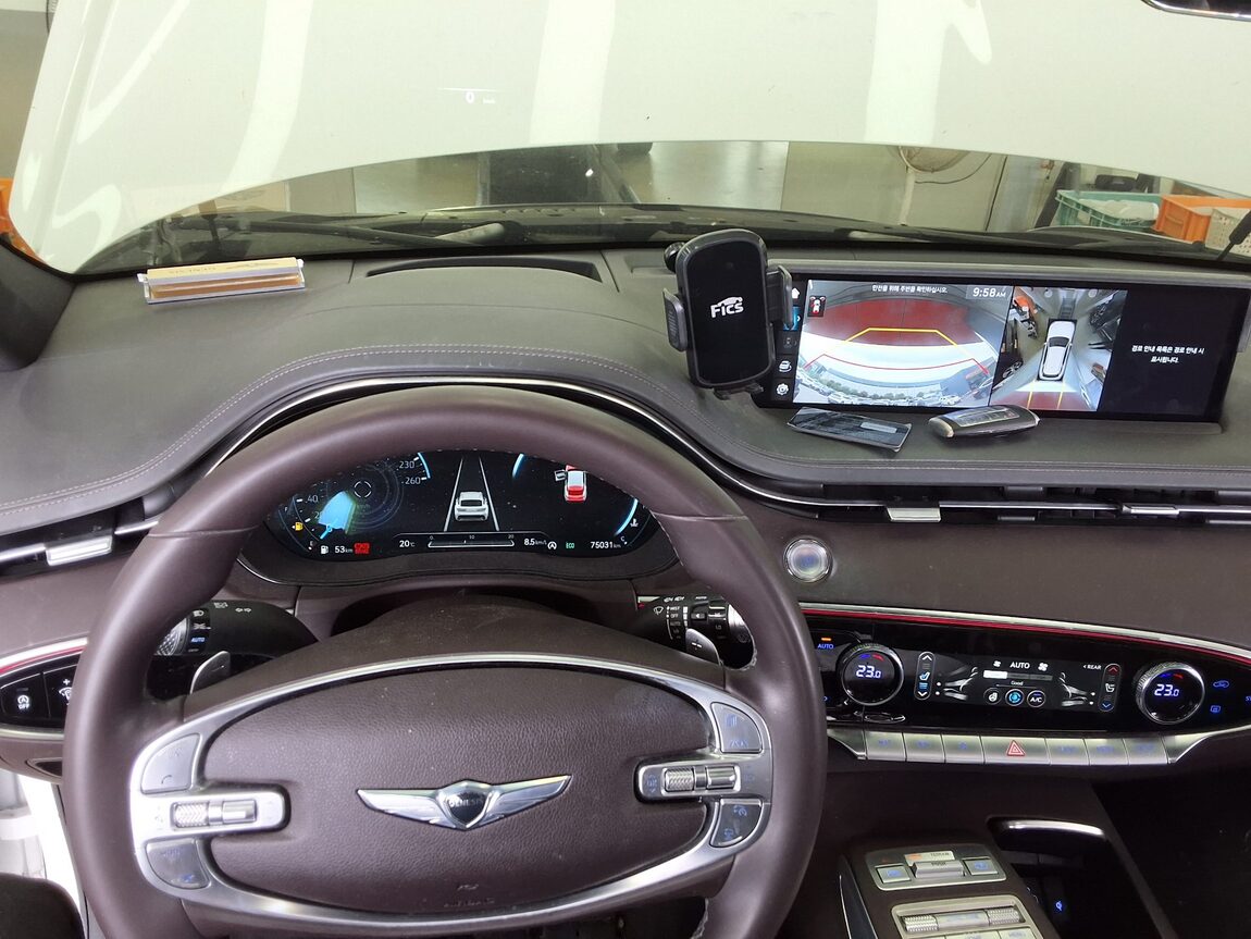 GENESIS GV70 2.5T AWD BASE MODEL 2023 - zdjęcie 17