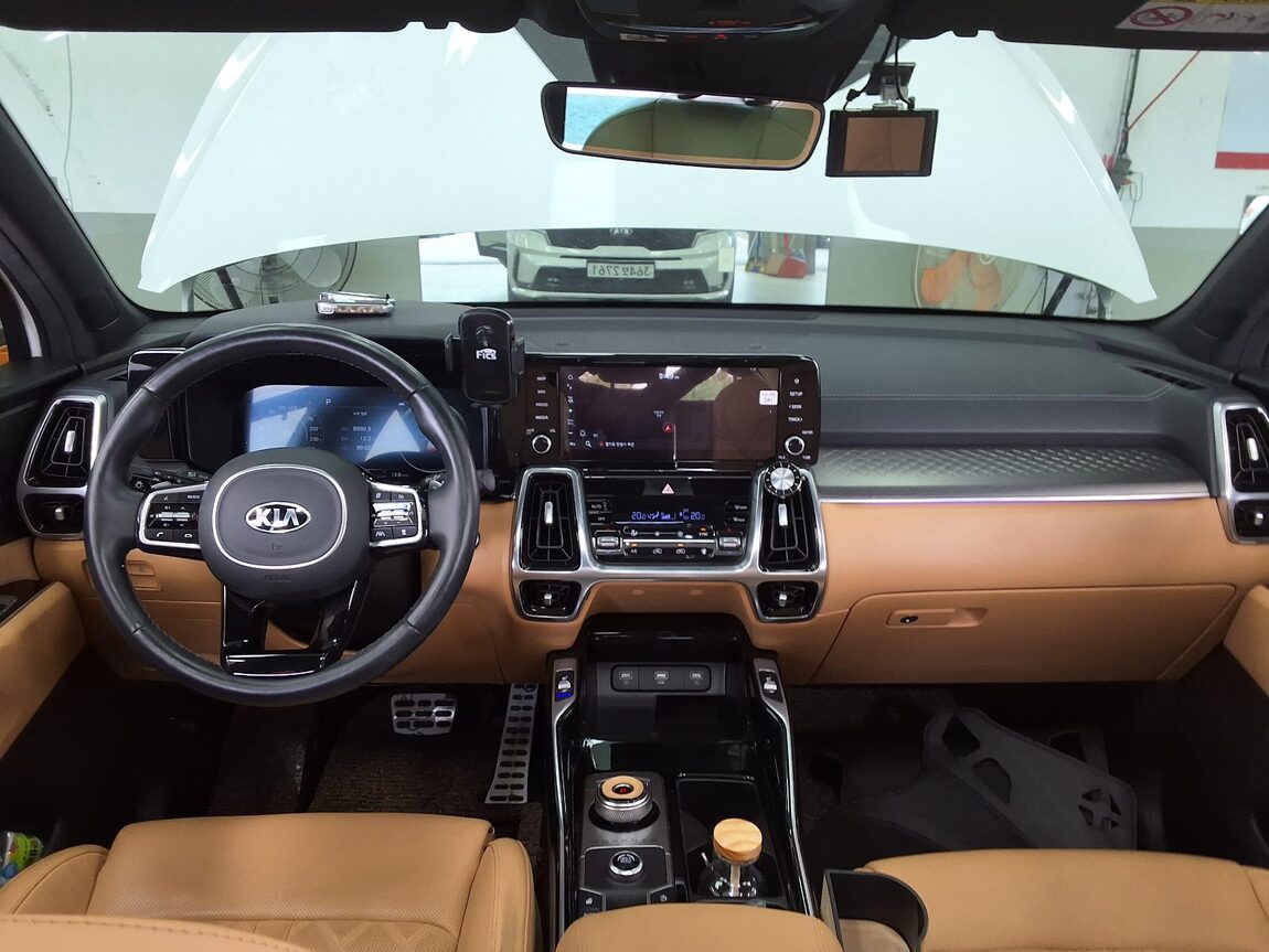 KIA NEW SORENTO (MQ4) 2.2 DIESEL 2WD SIGNATURE 2021 - zdjęcie 11
