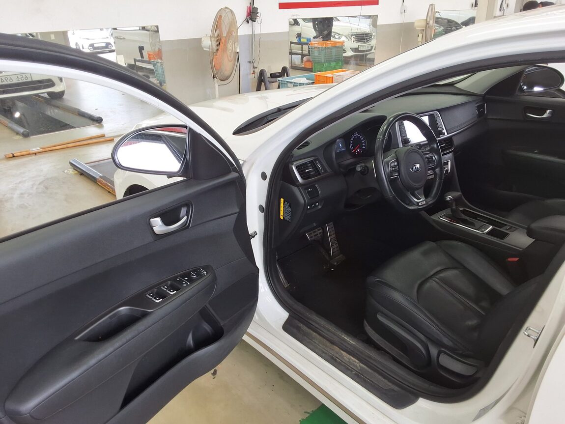 KIA NEW K5 2.0 LPI RENTAL CAR LUXURY SX 2016 - zdjęcie 10