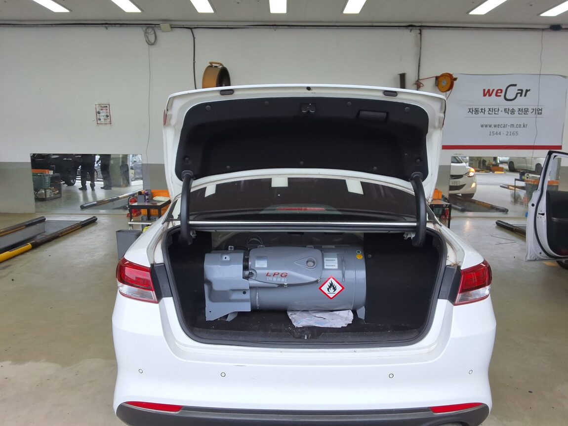 KIA NEW K5 2.0 LPI RENTAL CAR LUXURY SX 2016 - zdjęcie 15